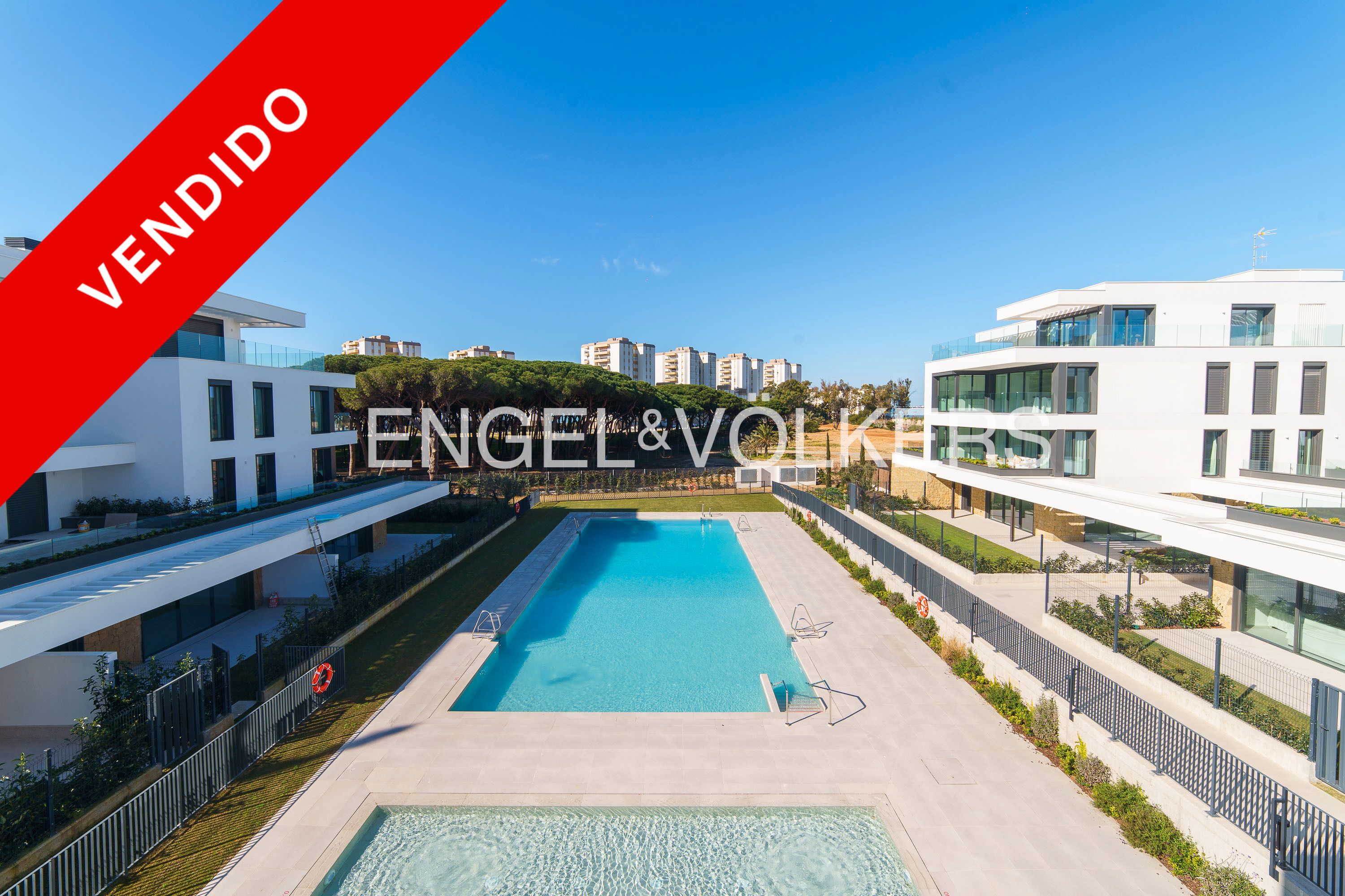 Exterior view of Apartment for sale in El Puerto de Santa María  with Air Conditioner, Heating and Private garden