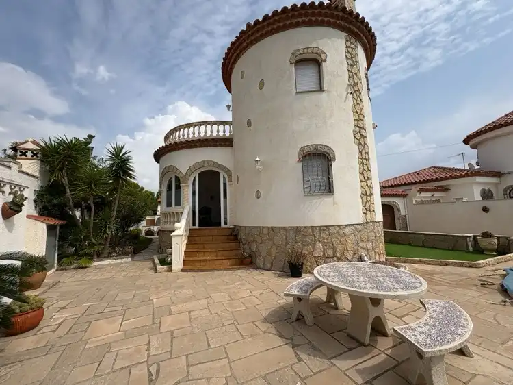 Villa con giardino in vendita a Miami Platja, imagen 6