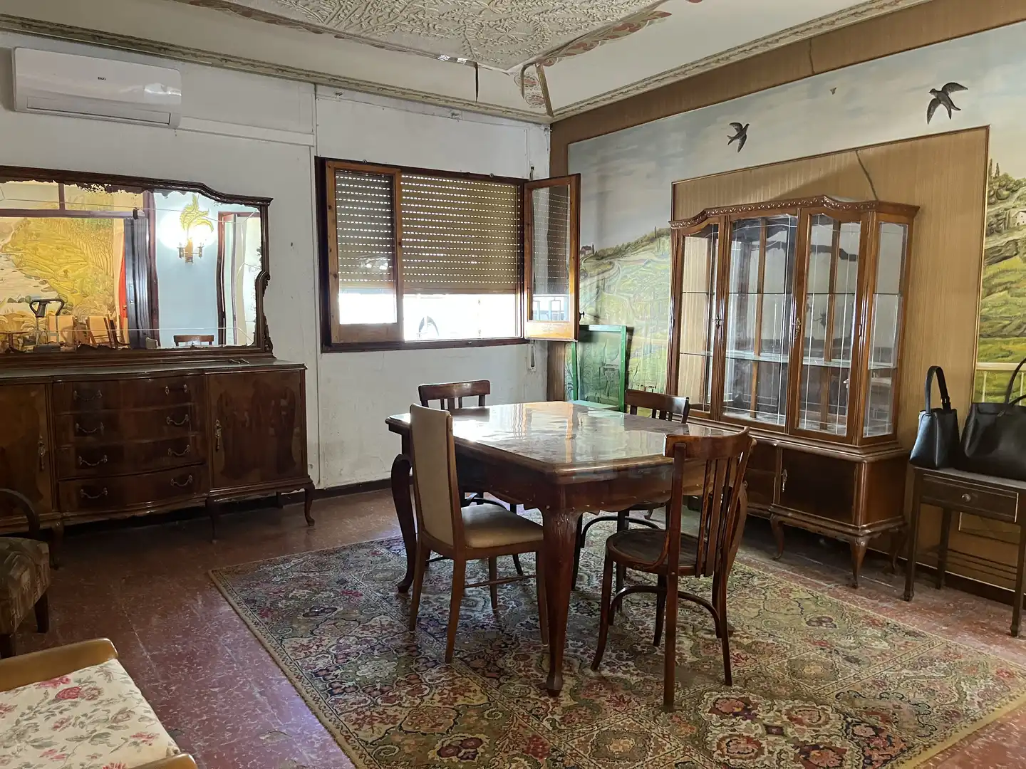 Comedor de Finca rústica en venta en Esparreguera con Terraza, Trastero y Balcón