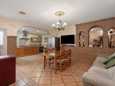 Casa con balcone in vendita a Padul