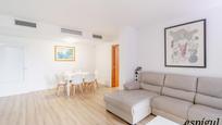 Living room of Flat for sale in Celrà  with Air Conditioner, Heating and Parquet flooring