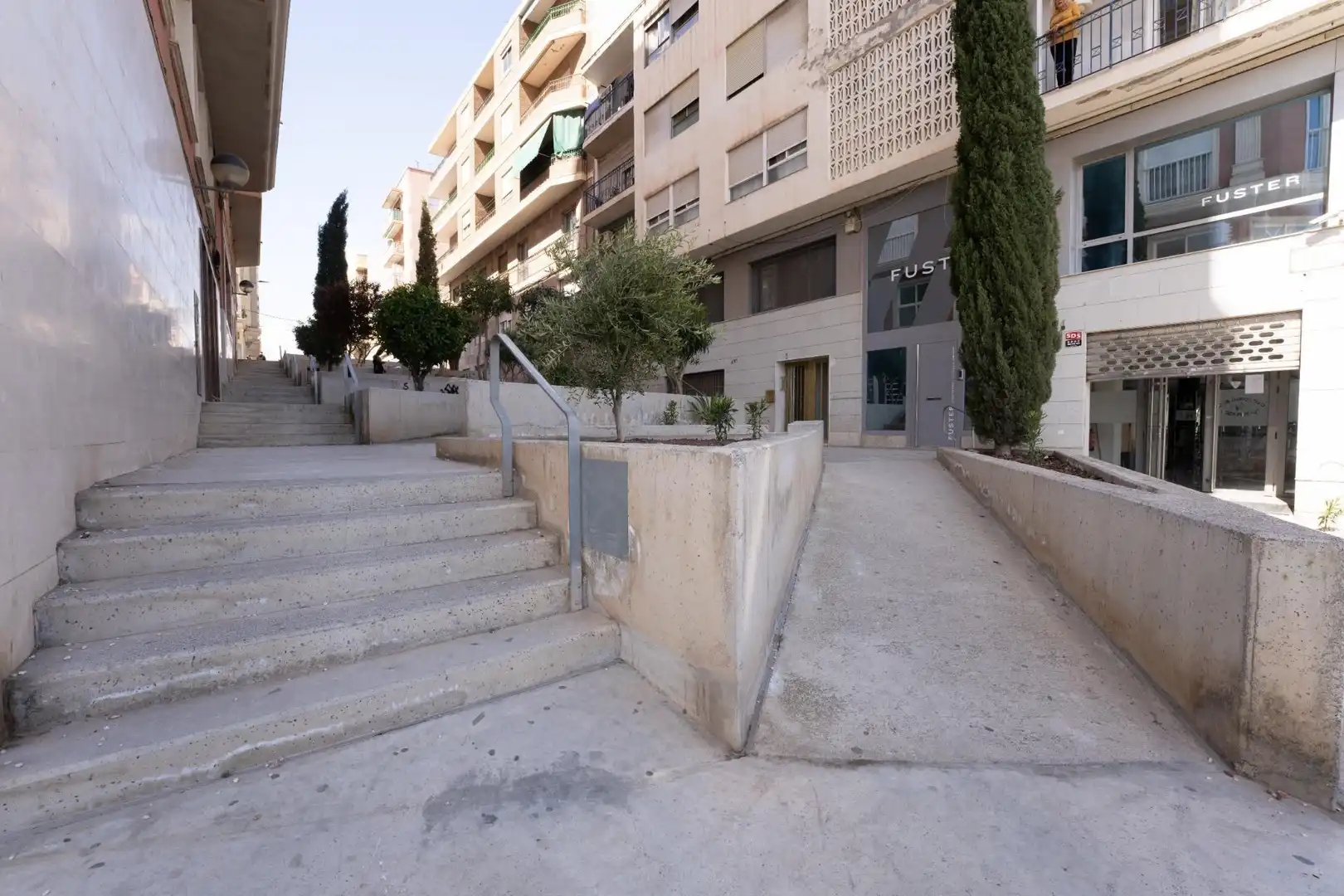 Vista exterior de Pis en venda en Elche / Elx amb Aire condicionat i Balcó