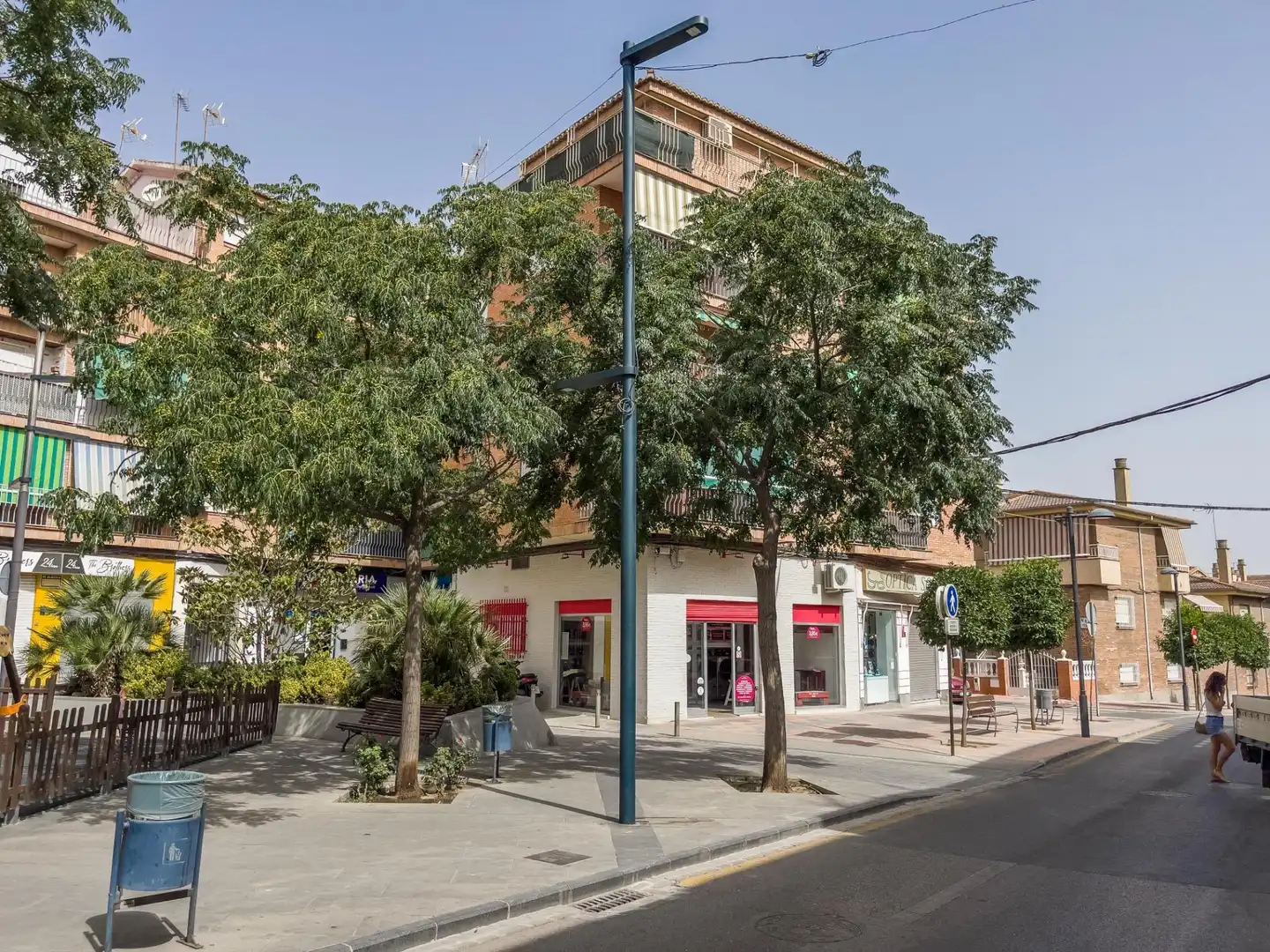 Außenansicht von Wohnung zum Verkauf in Armilla mit Klimaanlage, Terrasse und Balkon