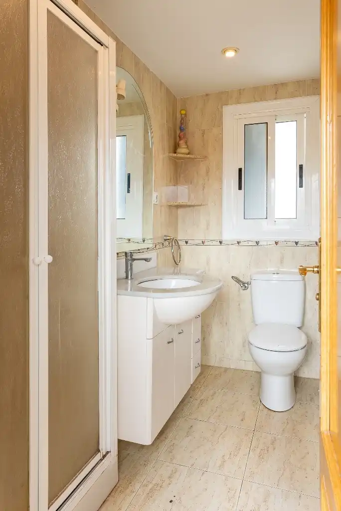 Baño de Piso en venta en Ibi con Amueblado