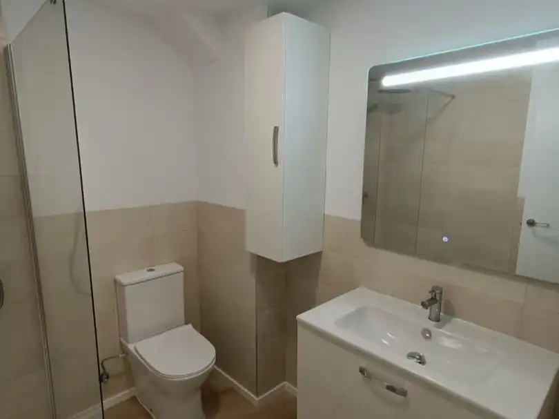 Baño de Piso en venta en  Zaragoza Capital con Aire acondicionado
