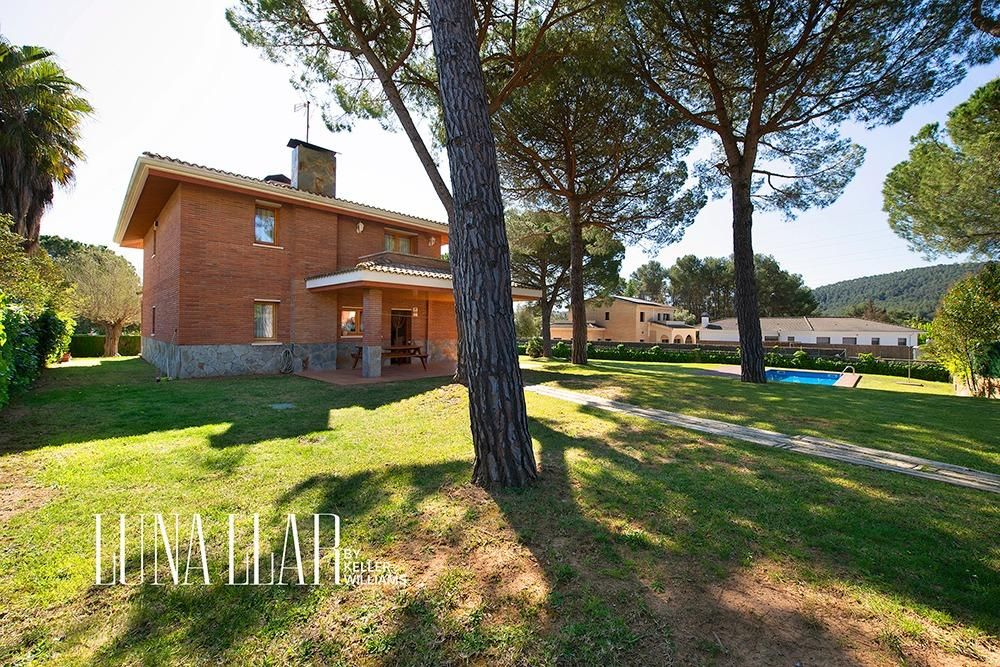 Jardí de Casa o xalet en venda en Begues amb Jardí privat i Piscina