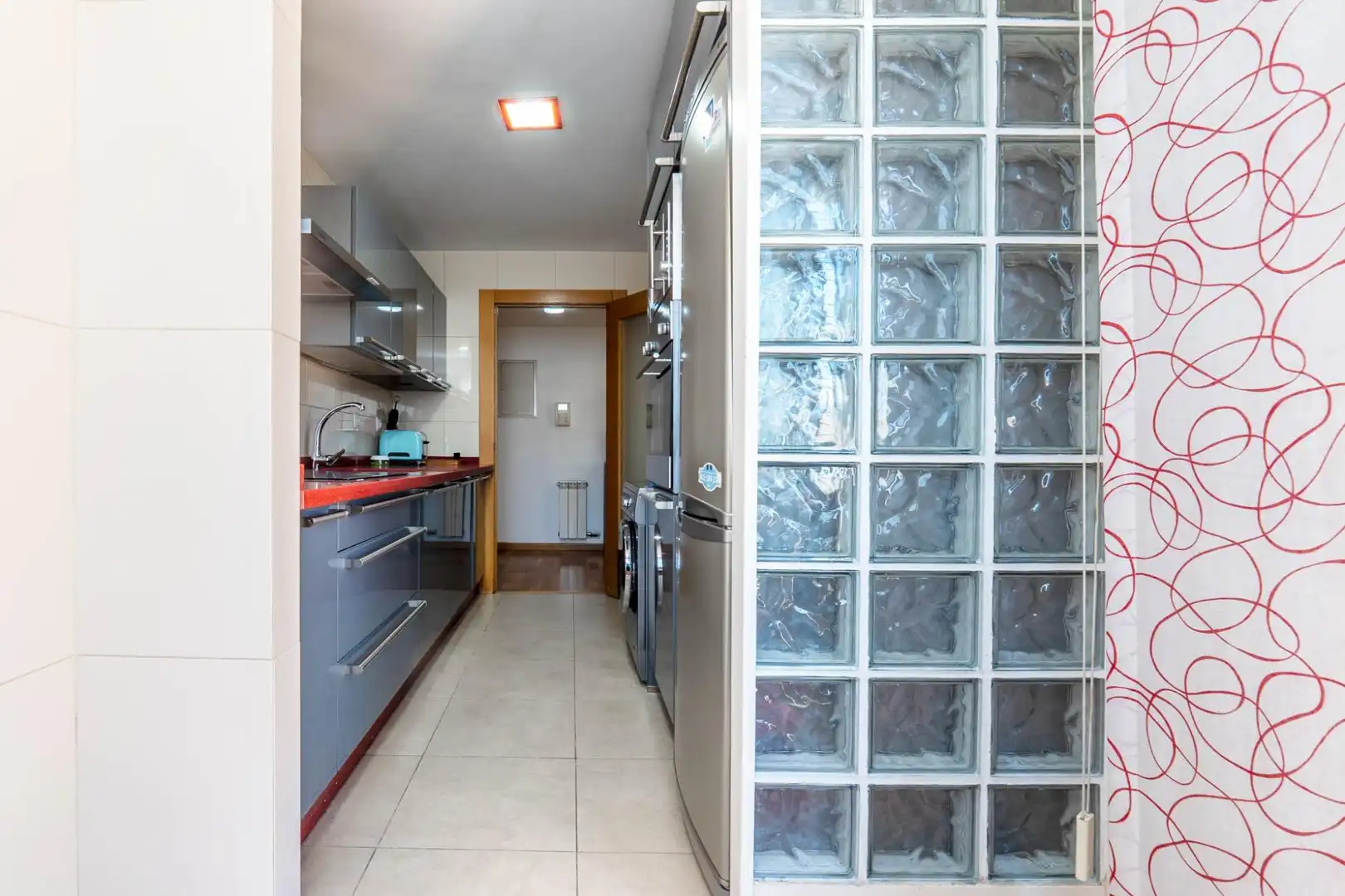 Kitchen of Flat for sale in Granada  with Air Conditioner, Heating and Private garden