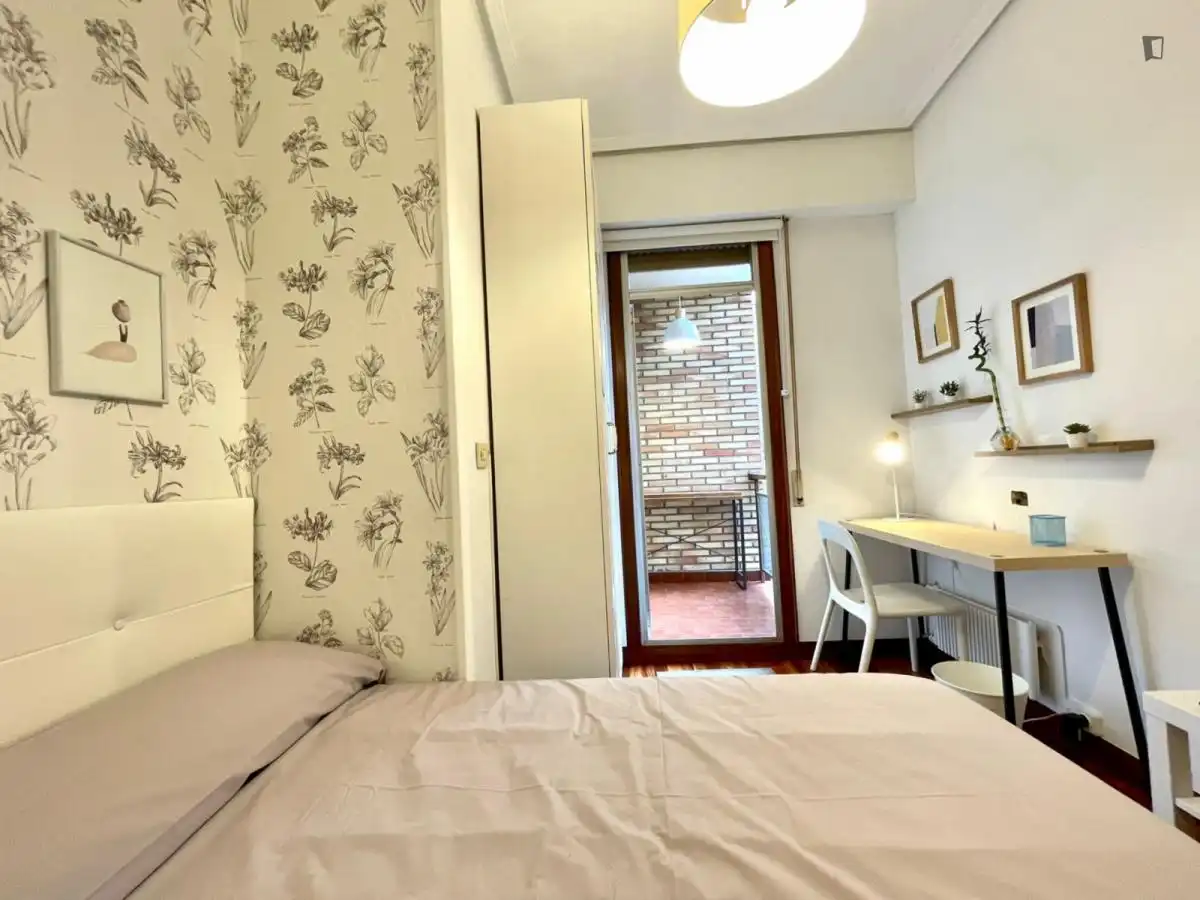 Room in Castaños - Begoñaibarra