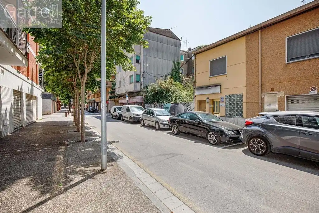 Vista exterior de Residencial en venda en Girona