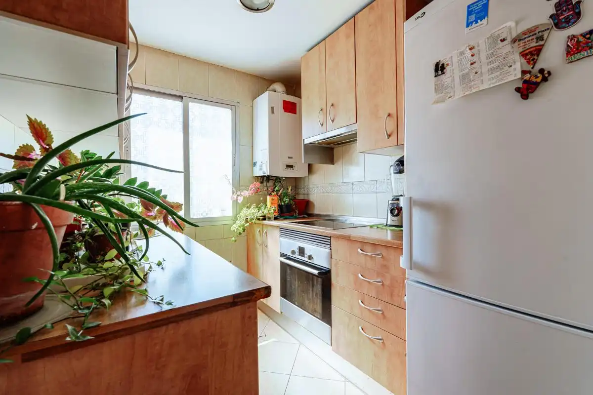 Kitchen of Flat for sale in Madrid  with Heating, Terrace and Balcony
