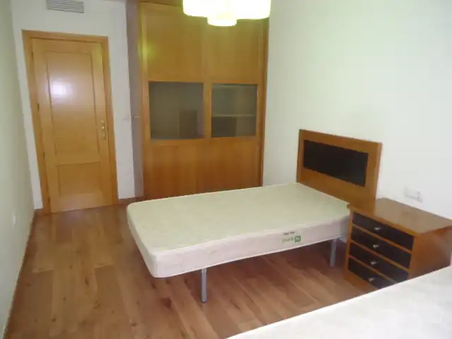 Schlafzimmer von Wohnungen zur Miete in Armilla mit Heizung und Möbliert
