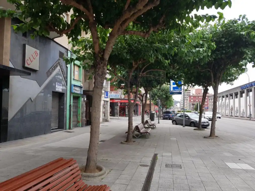 Gewerbefläche zum Verkauf in Avenida Telares 23, imagen 3