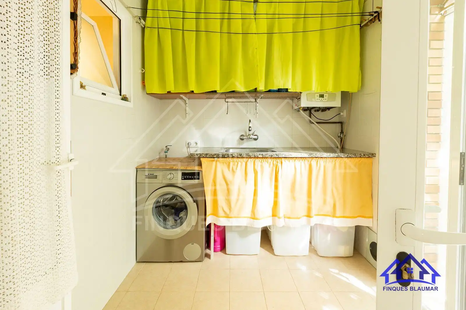 Cocina de Casa o chalet en venta en Arenys de Munt con Calefacción, Jardín privado y Trastero