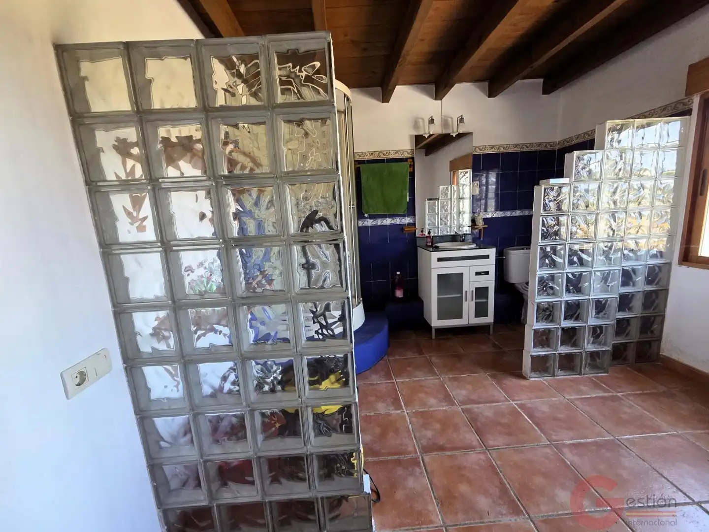 Badezimmer von Country house zum Verkauf in Lecrín mit Terrasse und Möbliert