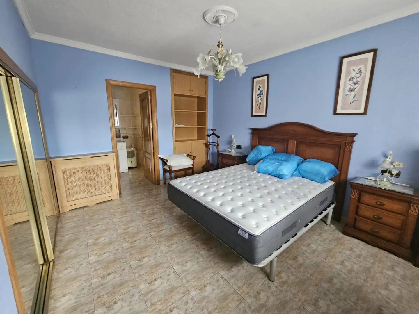Habitación de Casa o chalet en venta en Calvarrasa de Abajo con Aire acondicionado, Calefacción y Jardín privado