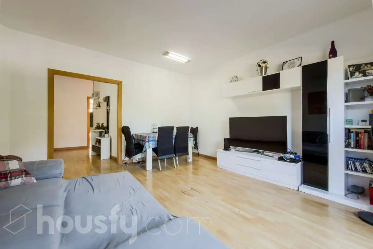 Appartamento con terrazza in vendita a Calle Doctor aiguader ., imagen 3