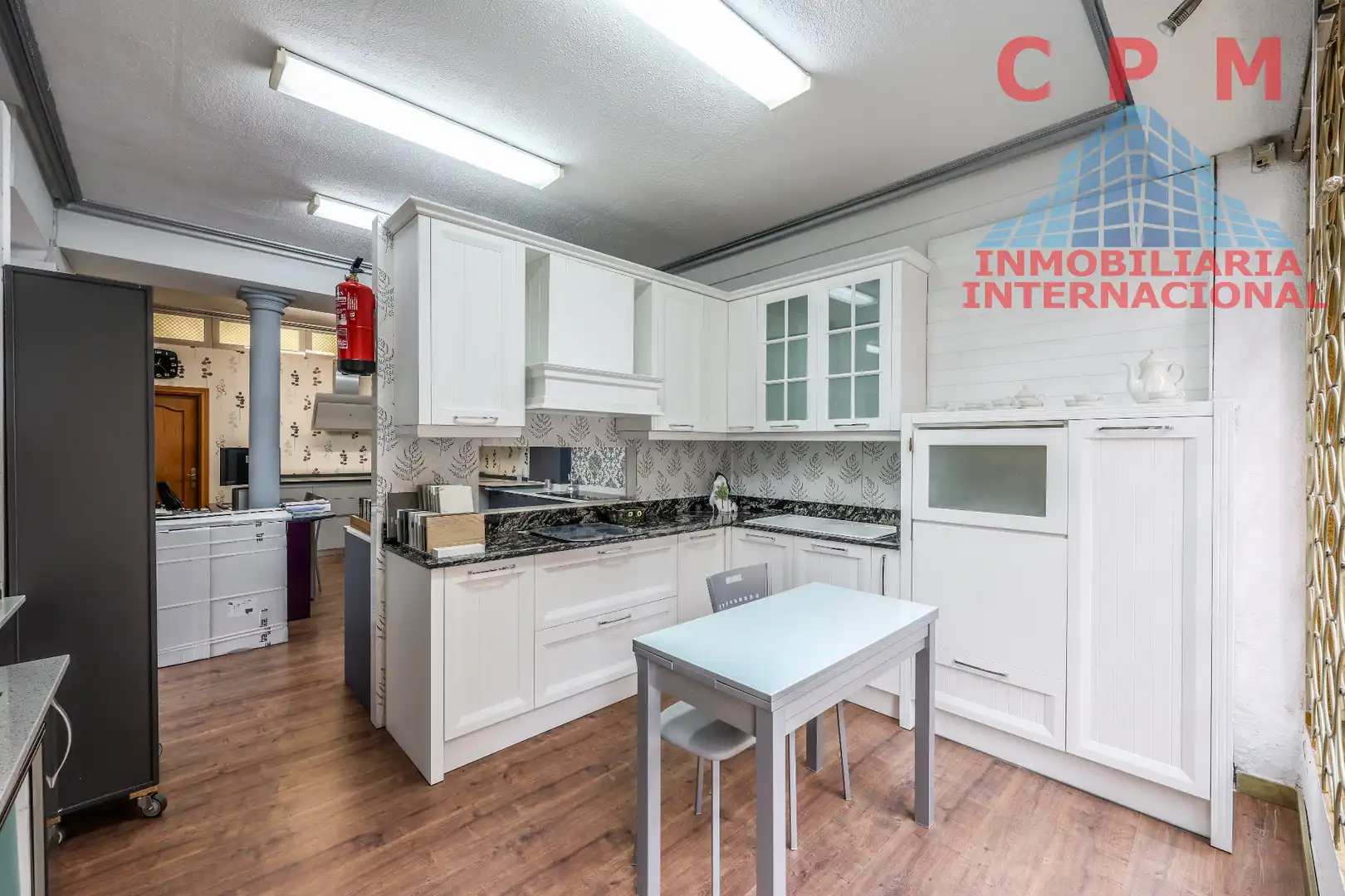 Cuina de Local de lloguer en Madrid amb Aire condicionat, Calefacció i Parquet