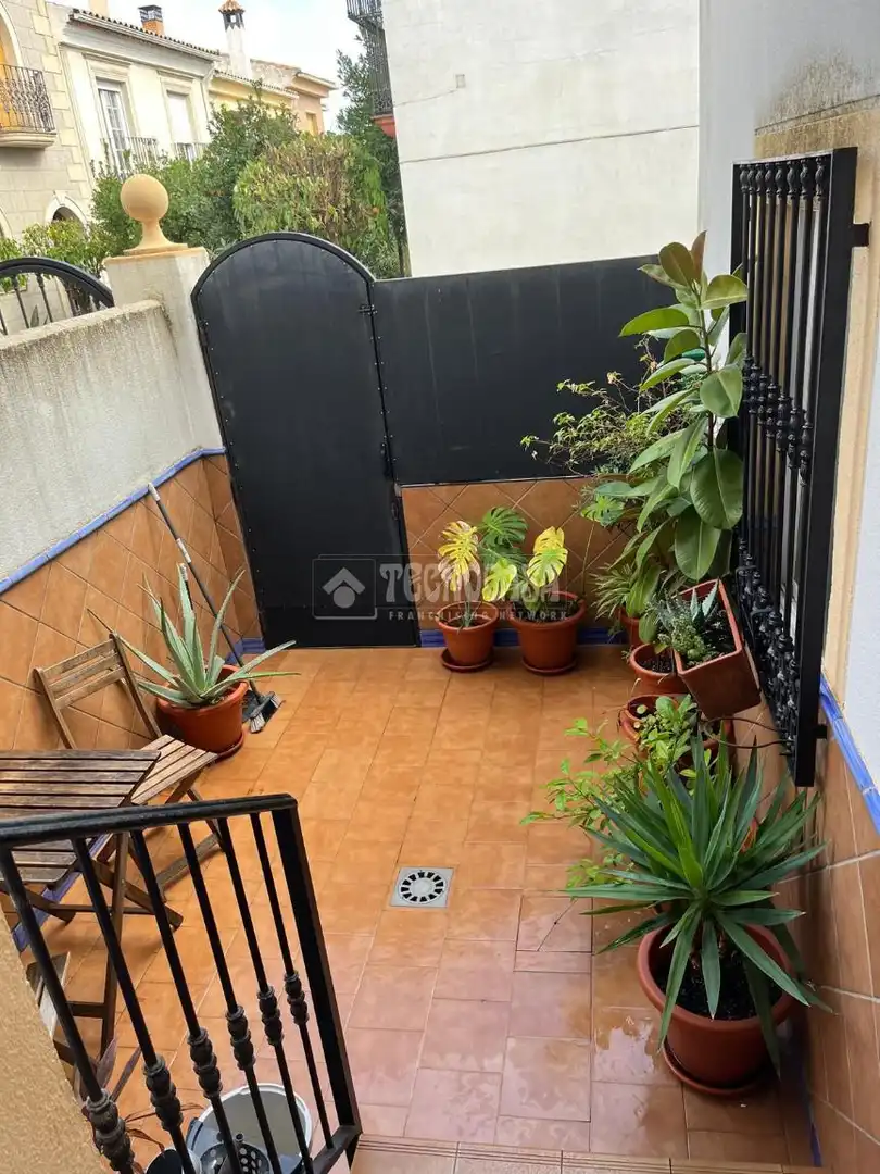 Detached homes for sale in La Carolina