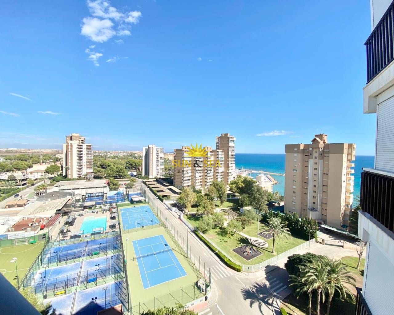 Vista exterior de Estudi de lloguer en Orihuela amb Aire condicionat, Calefacció i Moblat