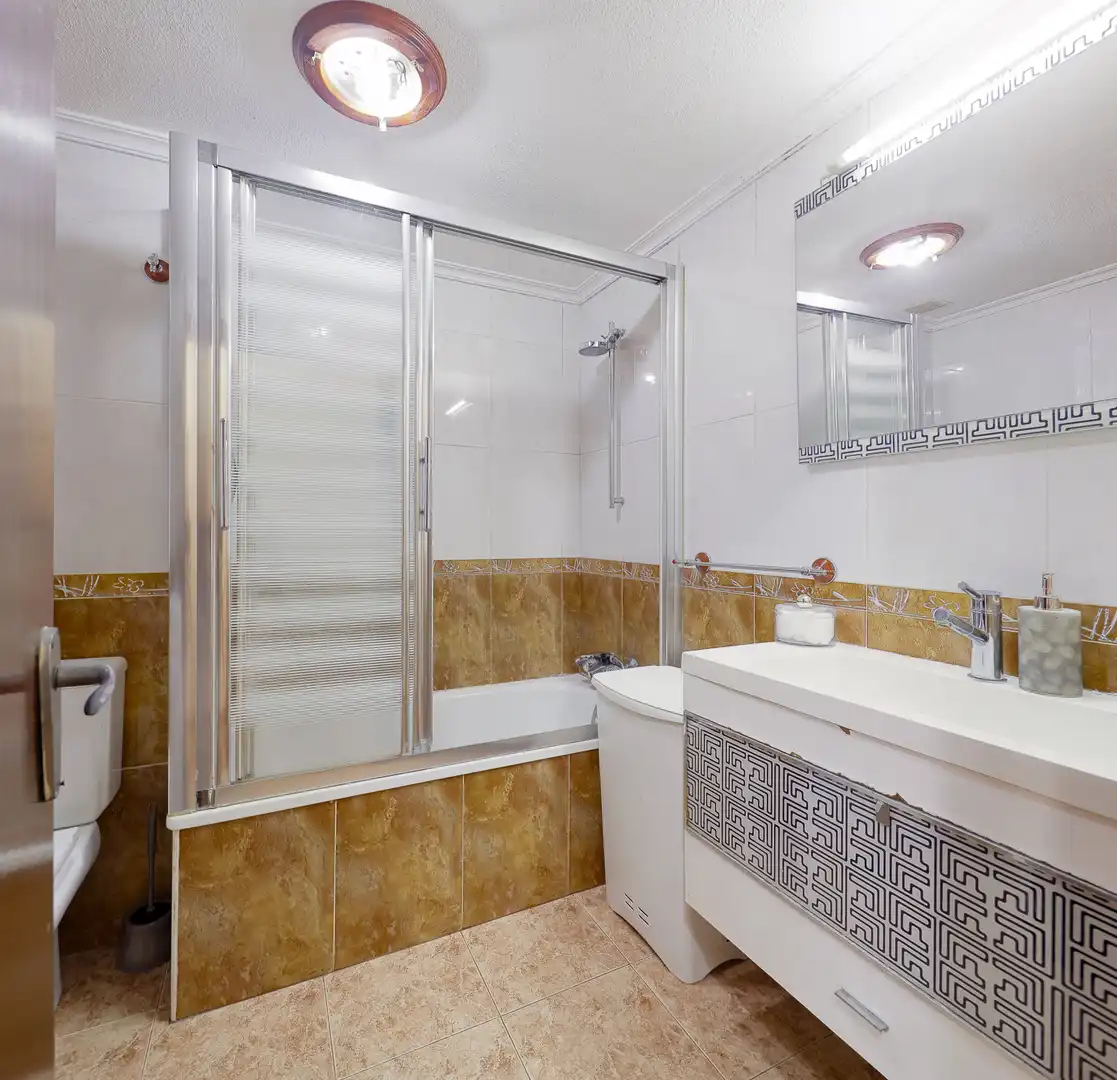 Baño de Piso en venta en Gijón 