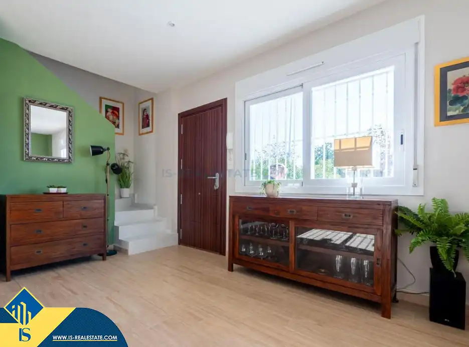 Dúplex en venta en Torrevieja con Terraza, Amueblado y Piscina comunitaria