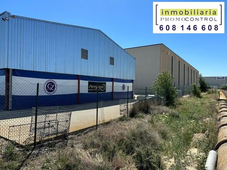 Vista exterior de Terreny industrial en venda en Zuera