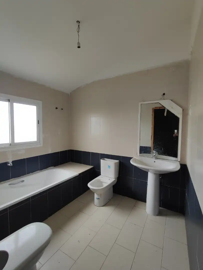Bathroom of Detached homes for sale in La Granada  with Private garden, Terrace and Storage room