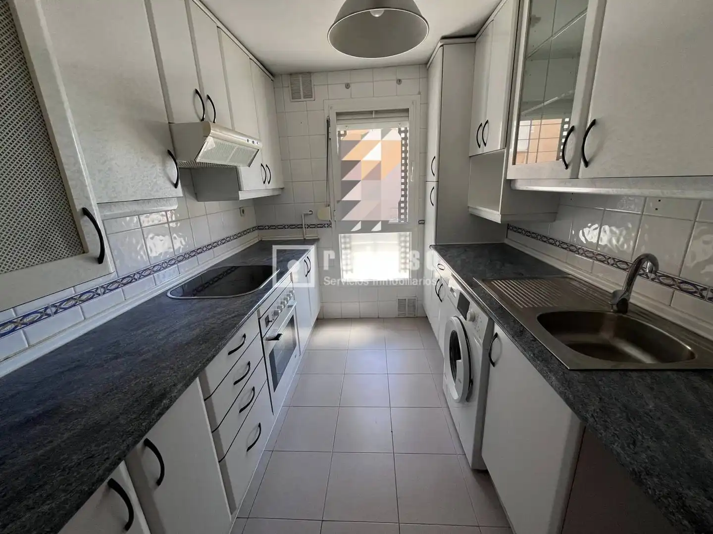 Cocina de Piso en venta en Madrid con Aire acondicionado, Calefacción y Jardín privado