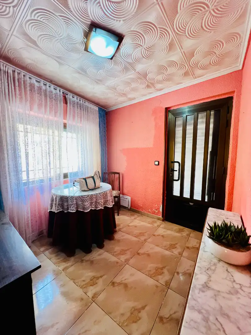 Casa adosada en venta en Petrer con Terraza