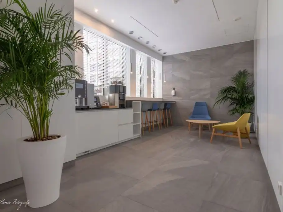 Office for rent in Madrid  with Air Conditioner, Heating and Furnished