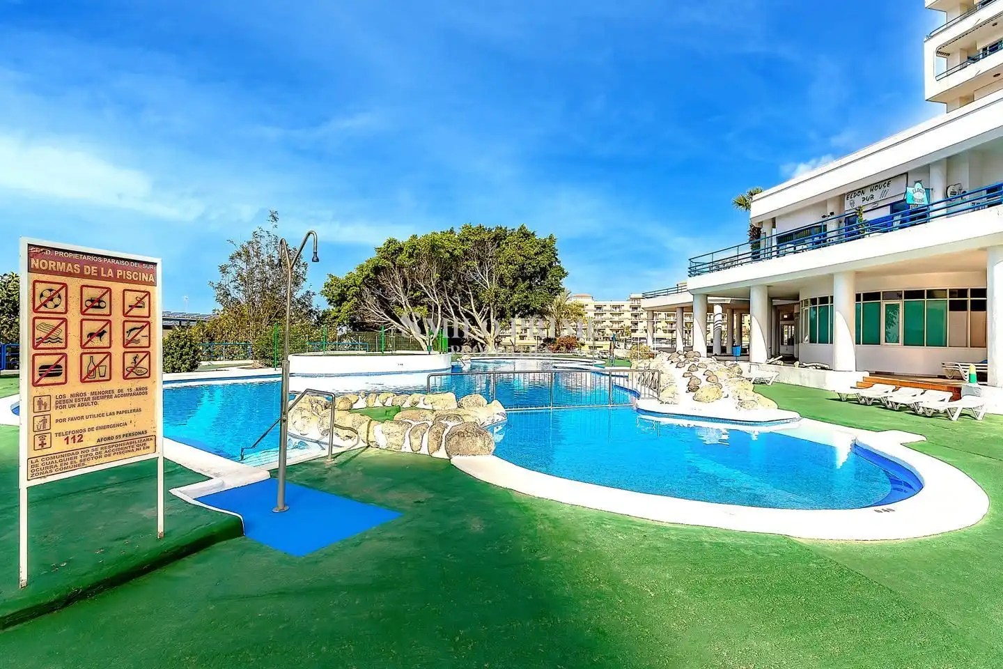 Piscina de Estudio en venta en Adeje con Terraza, Amueblado y Piscina comunitaria