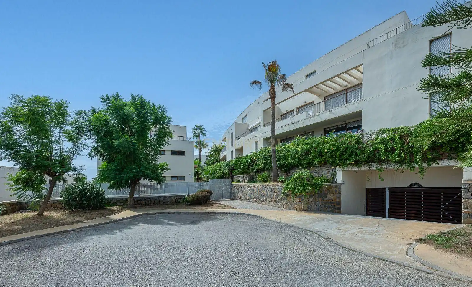 Apartamento con piscina en venta en C. El Pinar, 15, 29602 Marbella, Málaga, Spain 73, imagen 4