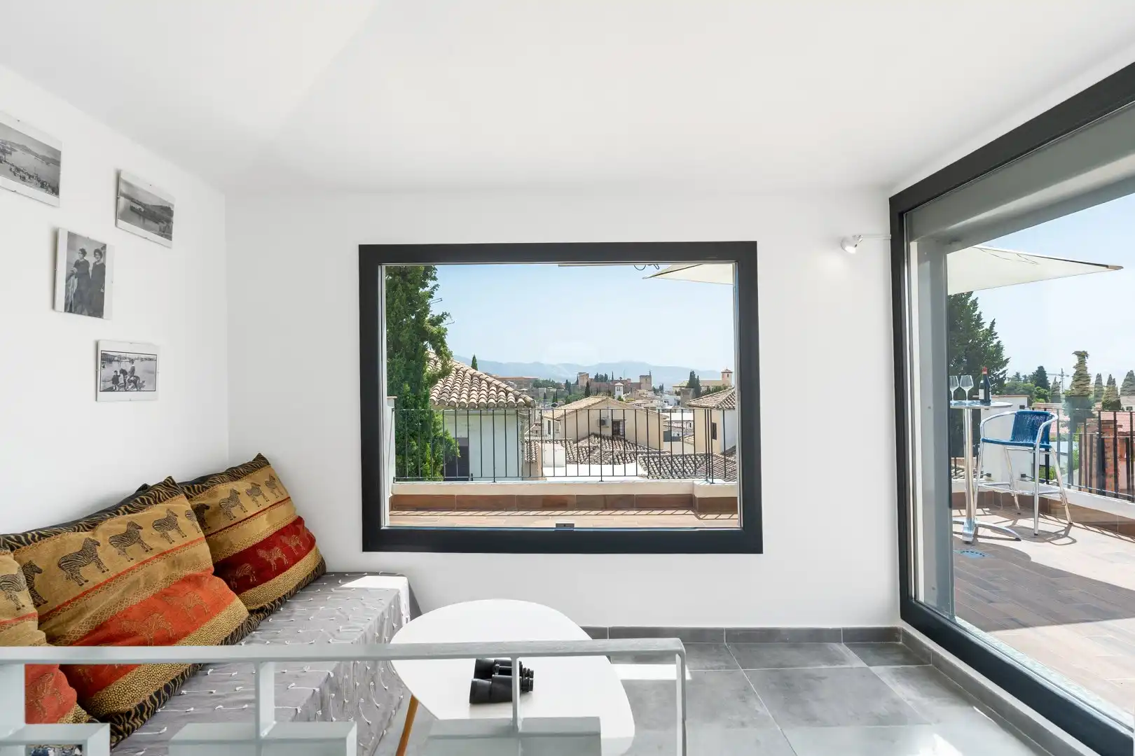 Terraza de Casa o chalet en venta en Granada con Aire acondicionado, Calefacción y Jardín privado