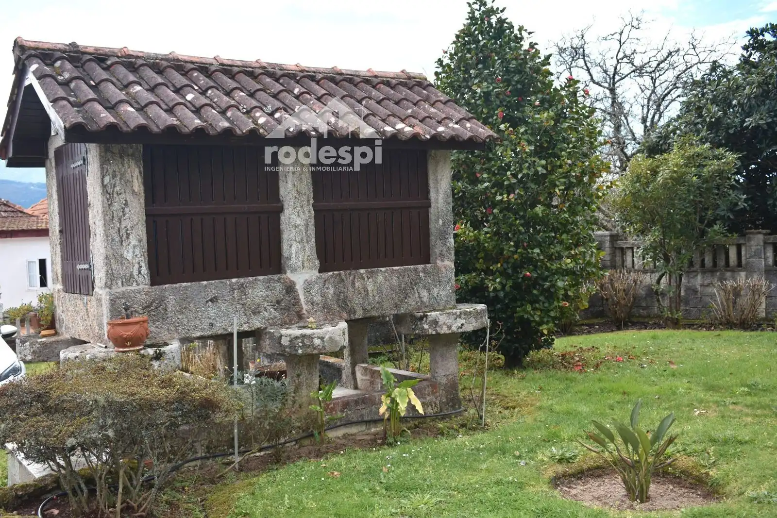 Garden of Houses for sale in Crecente  with Heating, Terrace and Storage room