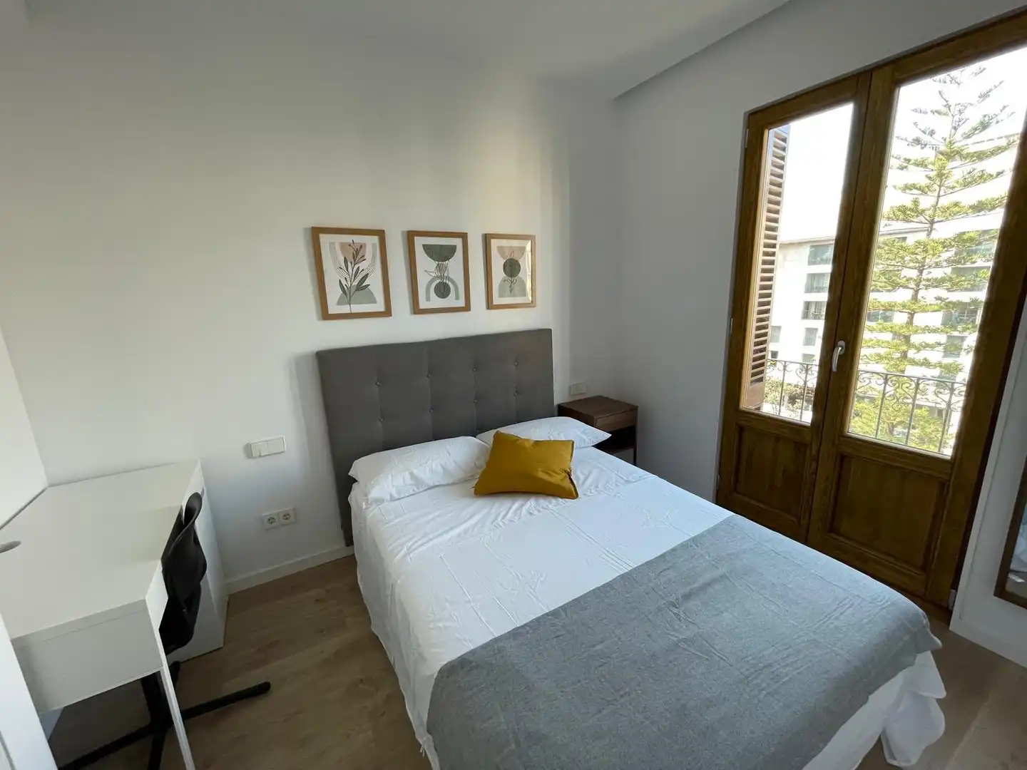 Dormitori de Pis de lloguer en Barcelona amb Aire condicionat, Calefacció i Parquet