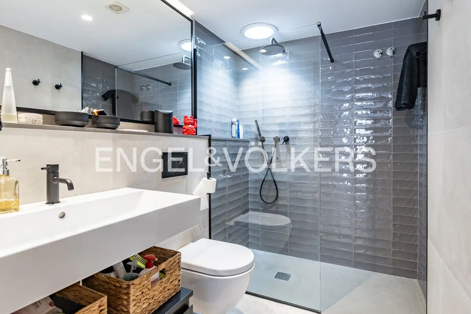 Baño de Piso en venta en Sant Cugat del Vallès con Aire acondicionado, Calefacción y Jardín privado