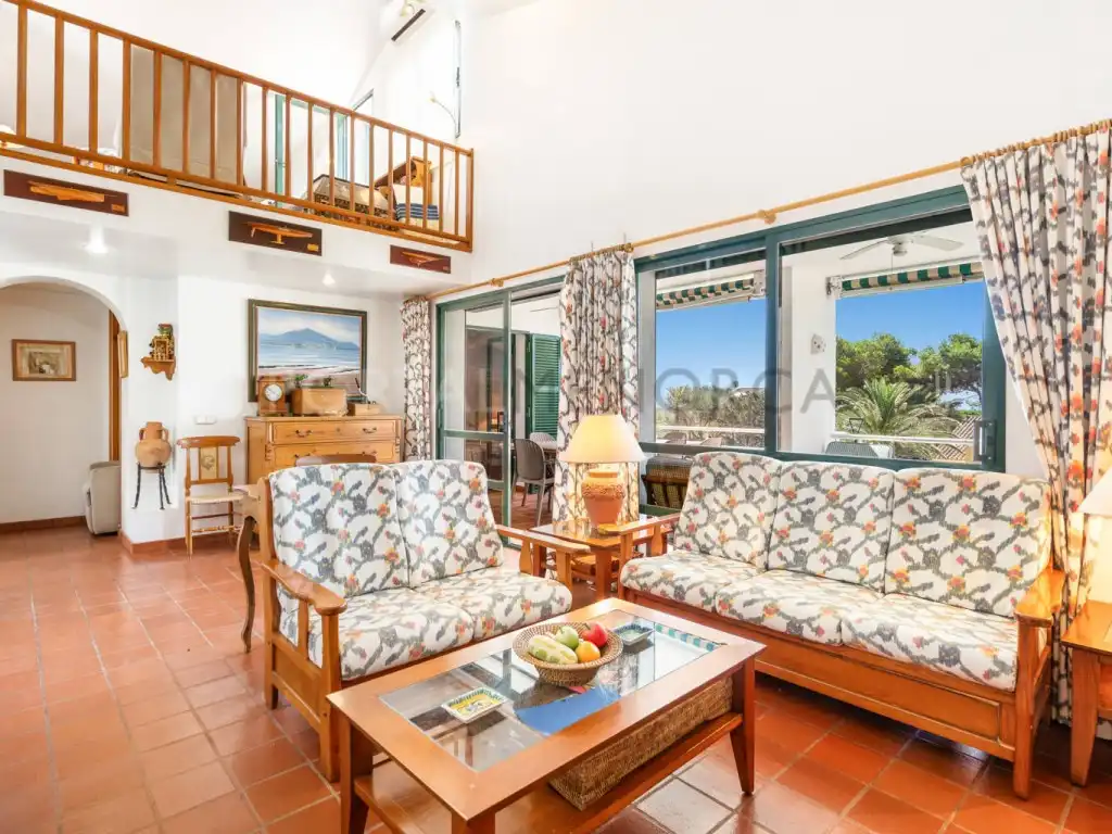 Sala d'estar de Casa o xalet en venda en Cala d'en Bosch - Serpentona