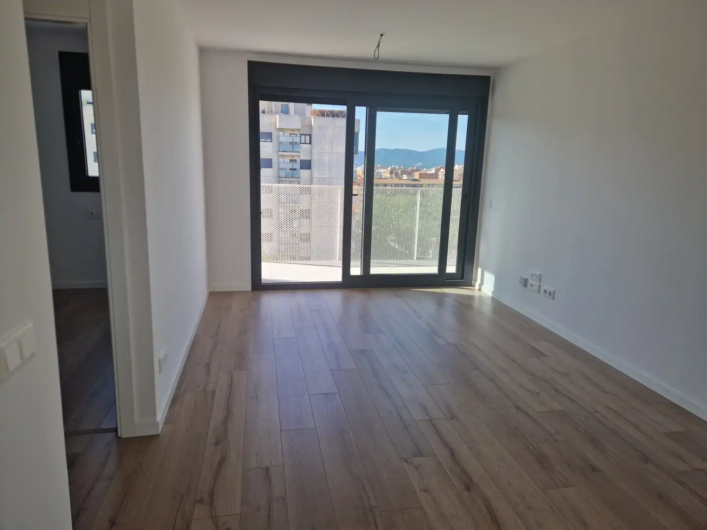 Living room of Flat for rent in Barberà del Vallès  with Air Conditioner, Heating and Terrace