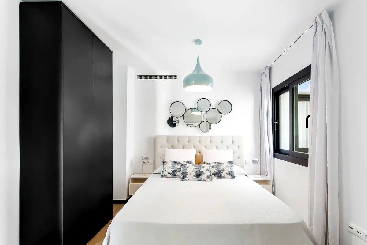 Schlafzimmer von Erdgeschoss zum Verkauf in Mijas mit Klimaanlage, Terrasse und Schwimmbad
