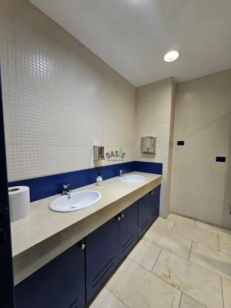 Badezimmer von Büro zum Verkauf in Santa Cruz de Tenerife