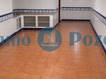 Local comercial en venda a Almendralejo