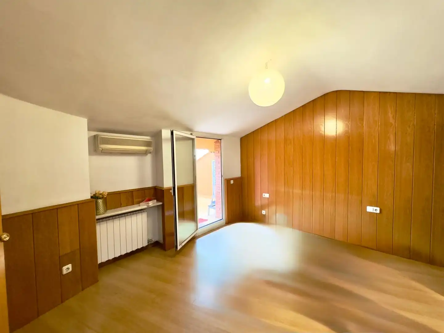 Schlafzimmer von Maisonette zum Verkauf in Rubí mit Klimaanlage, Heizung und Parkett