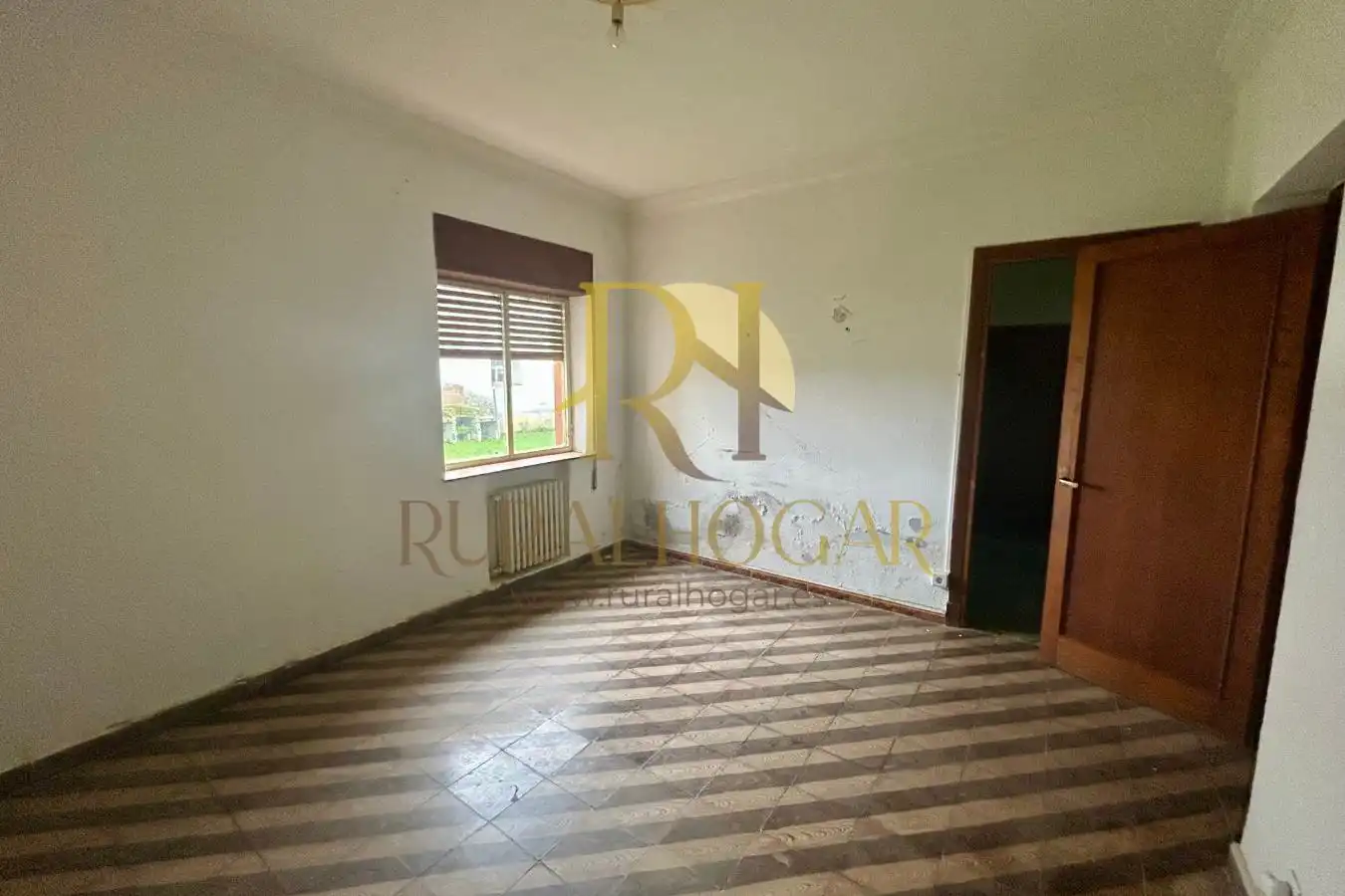 Bedroom of Houses for sale in Santas Martas  with Heating, Private garden and Terrace
