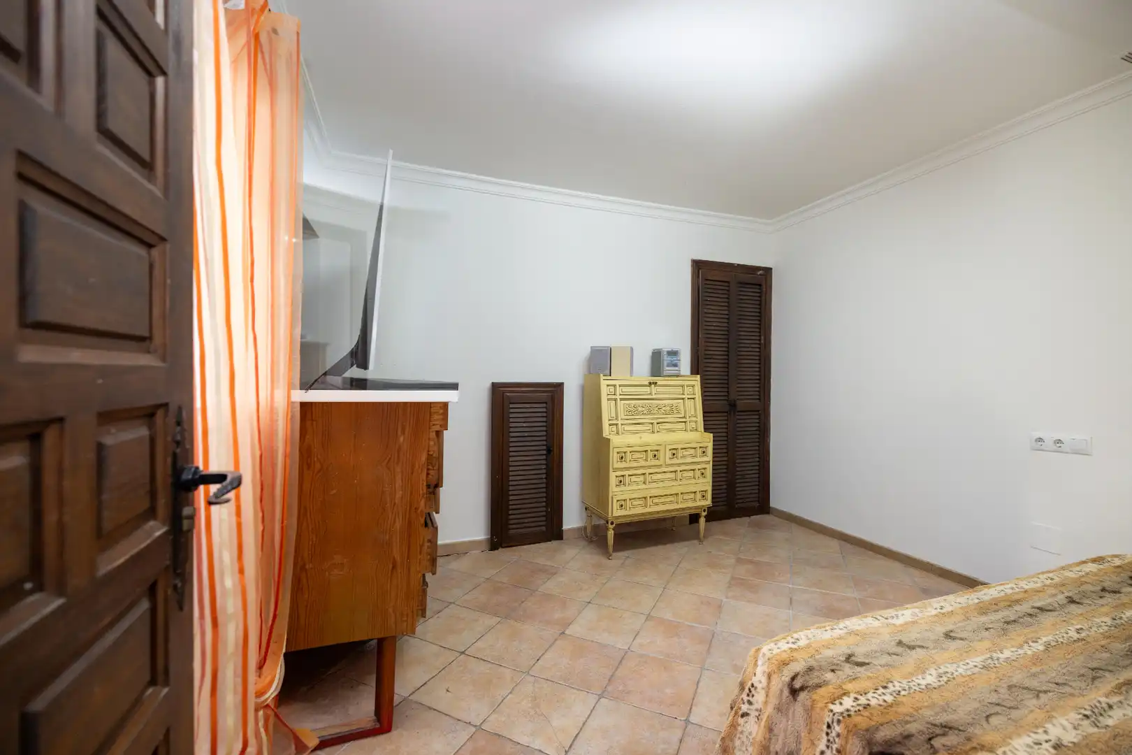 Dormitori de Casa adosada en venda en Marbella amb Terrassa i Traster