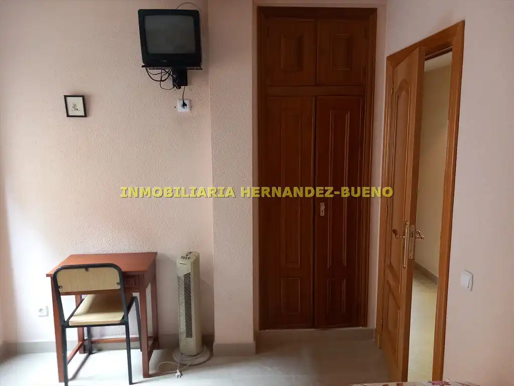 Bedroom of Flat for rent in Salamanca