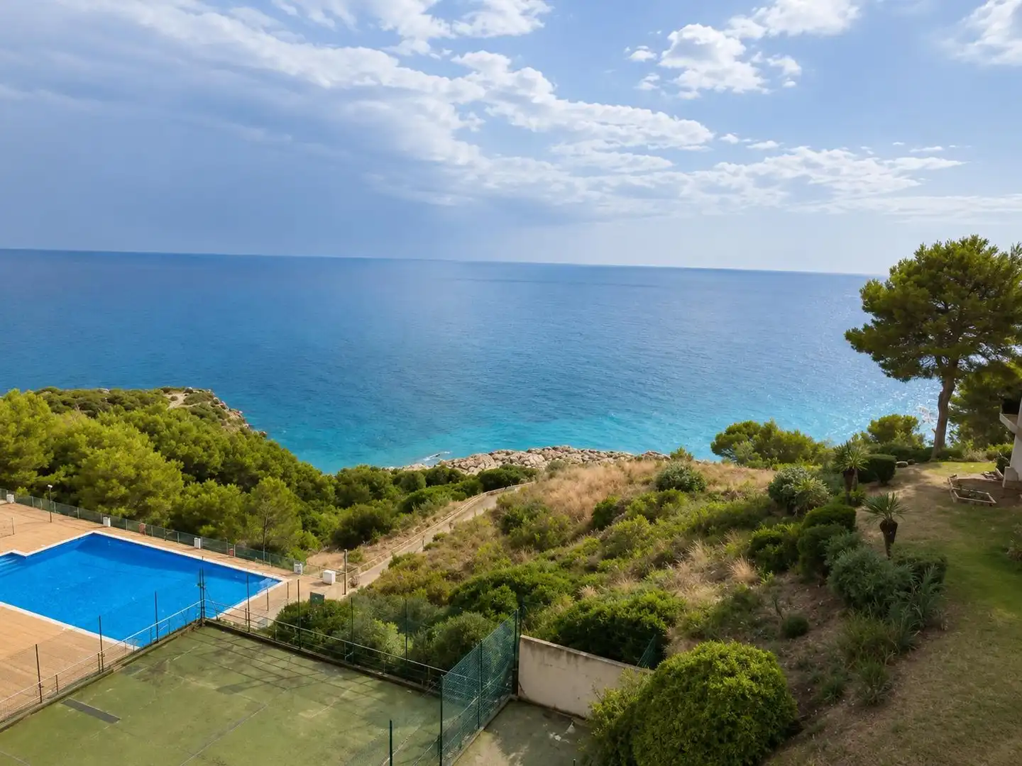 Piscina de Ático en venta en Salou con Aire acondicionado, Terraza y Piscina comunitaria