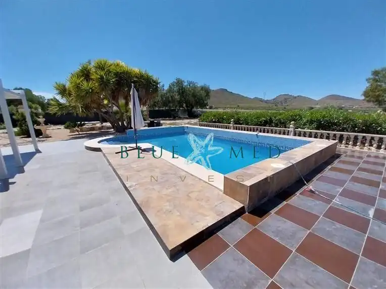 Casa amb piscina en venda a Pasaje Mingrano, imagen 25