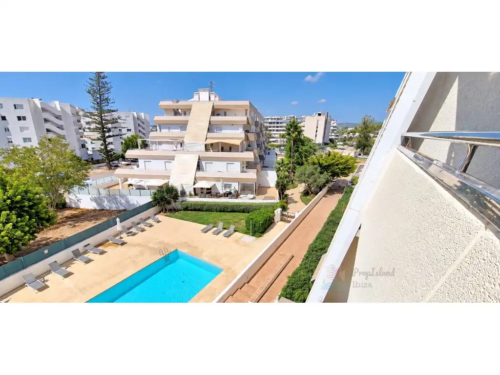 Piscina de Piso de alquiler en Eivissa con Amueblado