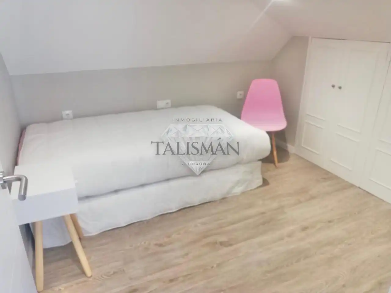 Habitación de Piso de alquiler en Nigrán con Terraza y Amueblado