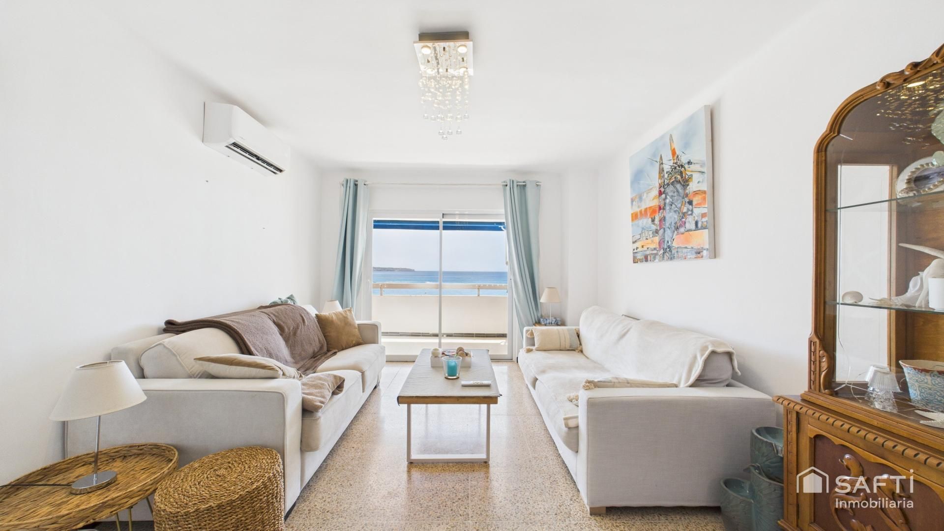 Sala d'estar de Pis en venda en  Palma de Mallorca amb Aire condicionat i Balcó